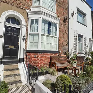 Holiday home Regatta House, Whitby