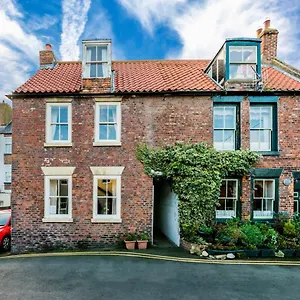 Holiday home Griffin, Whitby